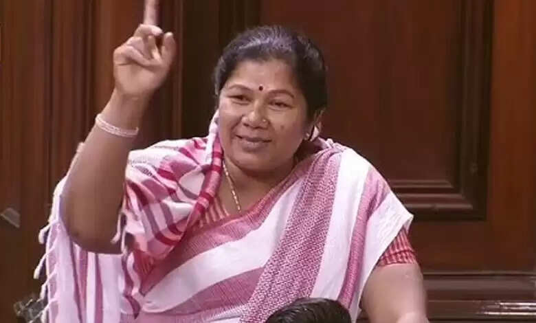 संघर्ष से सशक्त नेतृत्व की ओर अग्रसर जनजातीय महिलाएं