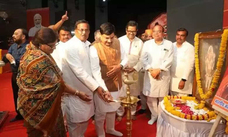मुख्यमंत्री डॉ. यादव देवी अहिल्याबाई होलकर महानाट्य मंचन में हुए शामिल
