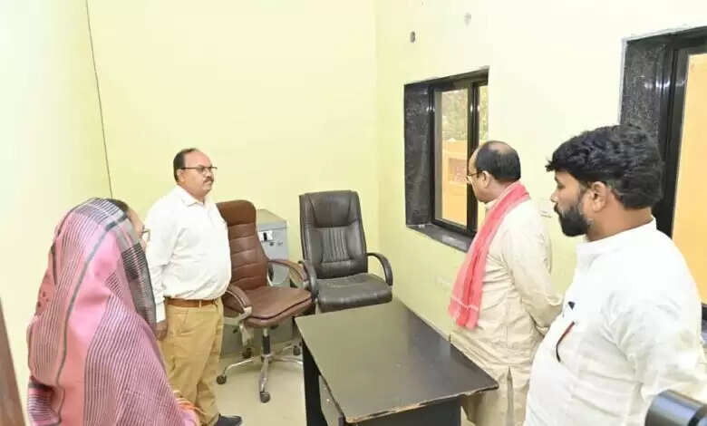 डिप्टी सीएम ने सीएमओ को निलंबित किया