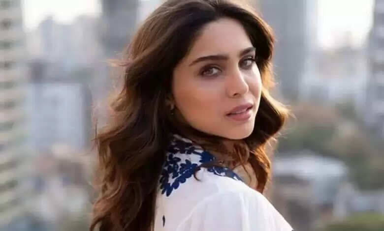 जी सिने अवॉर्ड्स 2025 में शर्वरी को मिला ‘आउटस्टैंडिंग परफॉर्मेंस’ अवॉर्ड