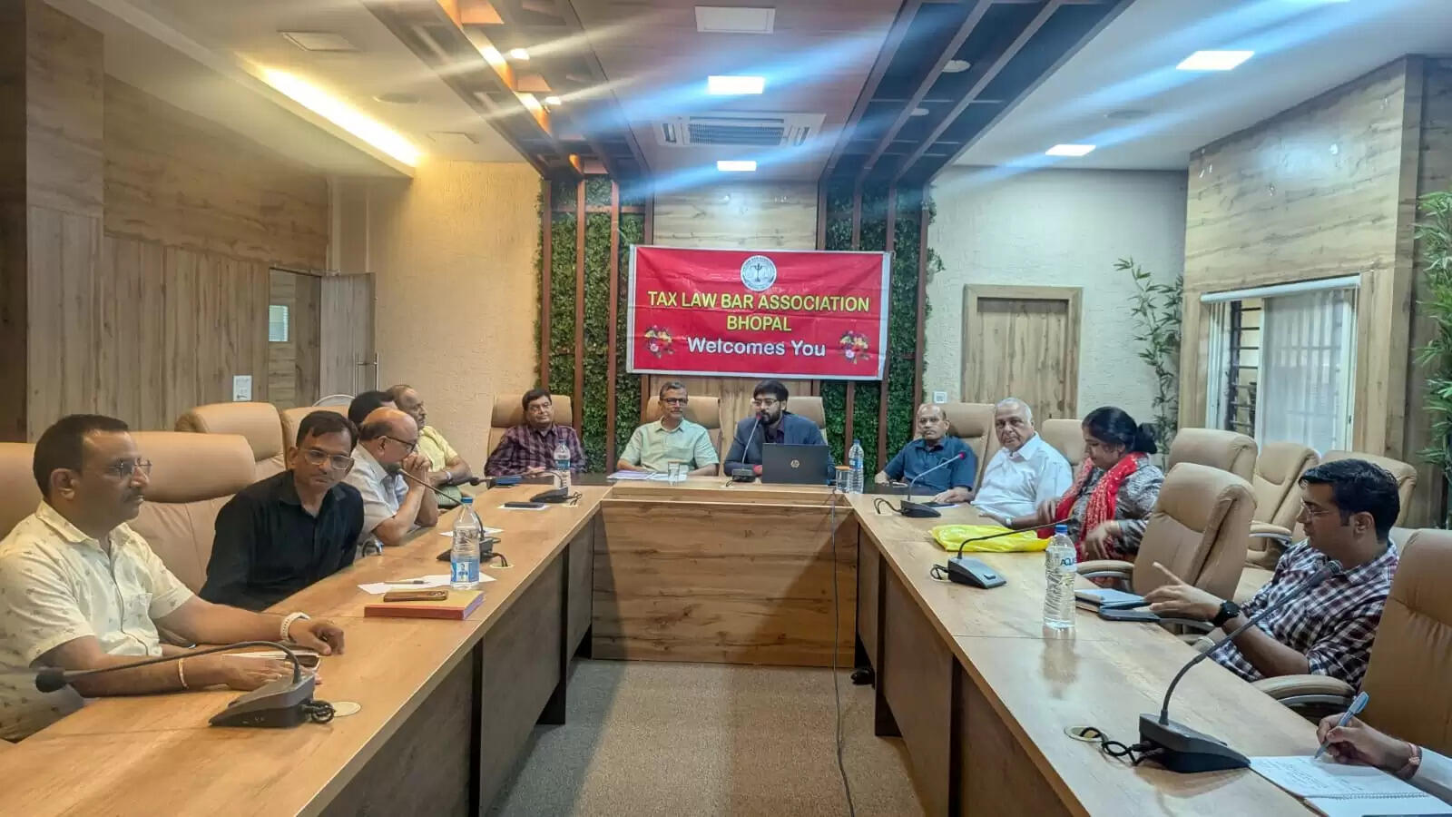 “AIS और TIS के माध्यम से टैक्स पारदर्शिता की दिशा में बढ़ते कदम, टैक्स ला बार एसोसिएशन की कार्यशाला में चार्टर्ड अकाउंटेंट ने दी अहम जानकारी”