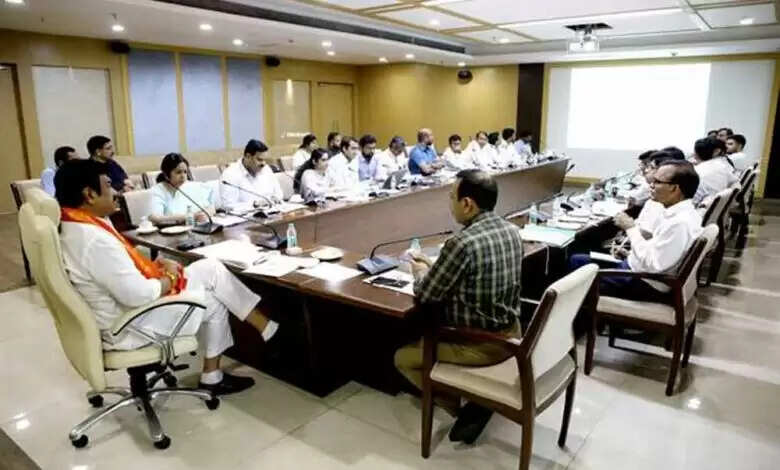 कार्य में लाये तेजी, प्रचार-प्रसार पर करे फोकस : खाद्य मंत्री श्री राजपूत