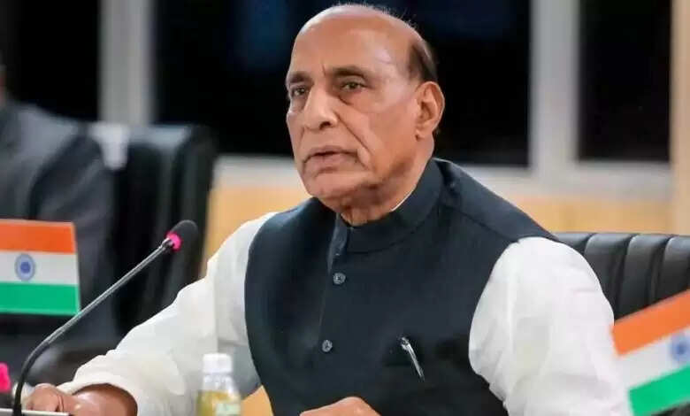 ‘पाकिस्तान को प्रभावी और सख्त जवाब दिया जाए’, सेना को राजनाथ सिंह का निर्देश