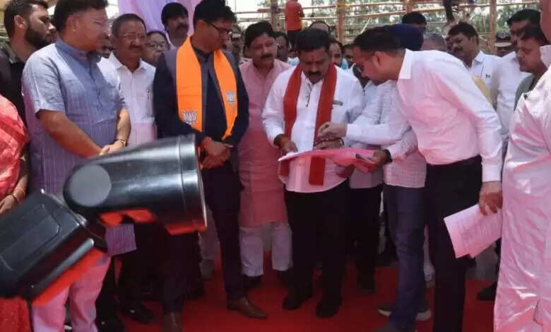 अम्बिकापुर में ‘मोर आवास मोर अधिकार’ कार्यक्रम, 13 मई को उप मुख्यमंत्री व प्रभारी मंत्री ने लिया तैयारियों का जायजा