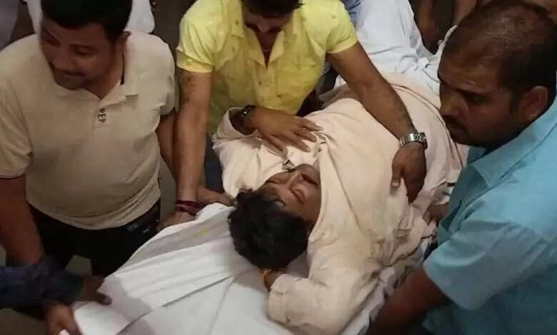 पूर्व मंत्री गिर्राज डंडौतिया मुरैना में सड़क हादसे में घायल, नहीं मिल सकी एंबुलेंस