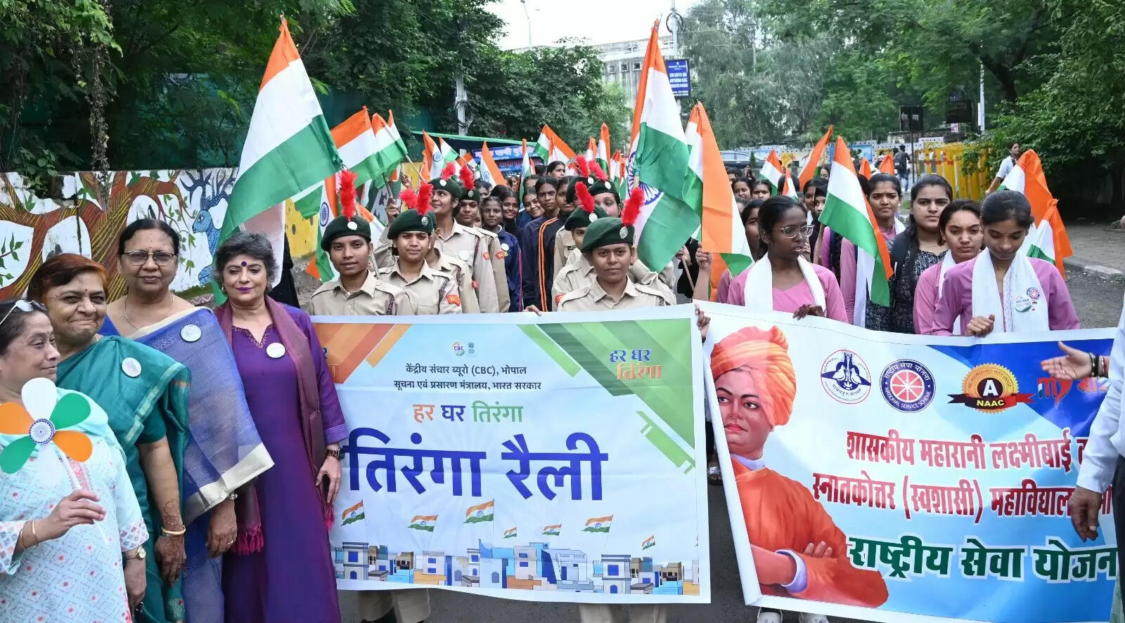 महापौर मालती राय ने ‘हर घर तिरंगा’ और ‘विभाजन विभीषिका स्मृति दिवस’ पर आधारित चित्र प्रदर्शनी का किया उद्घाटन