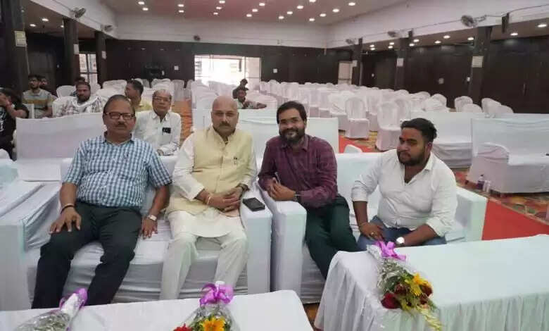नगर निगम लेडीज़ क्लब, सिंगरौली ने फादर्स डे पर किया पिताओं को समर्पित भावपूर्ण आयोजन