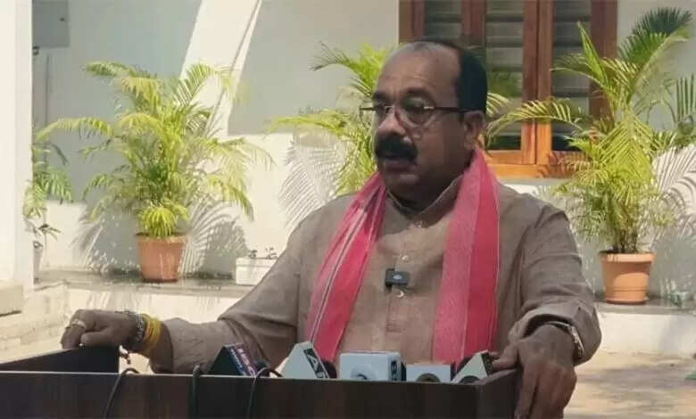 पूर्व सीएम भूपेश बघेल पर उपमुख्यमंत्री साव ने साधा निशाना, कहा- भ्रम और भय पैदा करने का ले रखा है ठेका