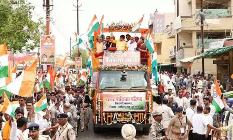 सिवनी मालवा में भारत के वीर सैनिकों के सम्मान में निकली तिरंगा यात्रा
