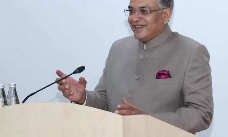 मतदान केंद्रों पर मतदाताओं के लिए मोबाइल जमा करने की सुविधा प्रदान करेगा निर्वाचन आयोग