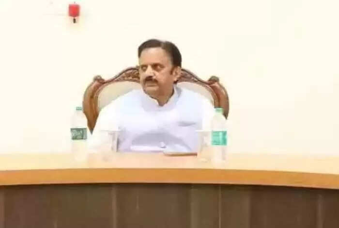 राजेन्द्र शुक्ल ने कहा- रीवा शहर में निर्माणाधीन विकास कार्यों को पूर्ण गुणवत्ता के साथ समय सीमा में पूरा कराया जाए