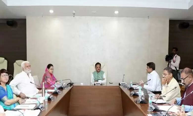 उप मुख्यमंत्री शुक्ल की अध्यक्षता में राज्य एसिस्टेडेड रिप्रोडक्टिव टेक्नोलॉजी एवं सरोगसी बोर्ड की बैठक संपन्न