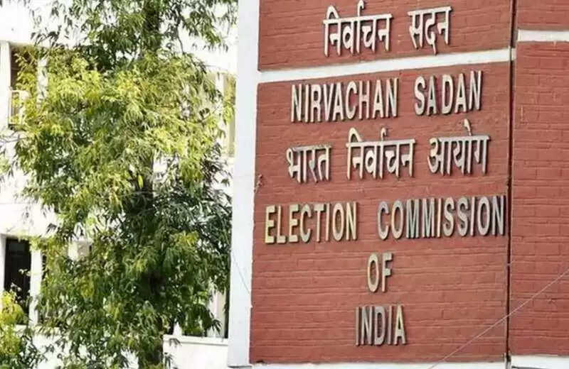 चुनाव आयोग ने दिल्ली में मतदान से 48 पहले प्रिंट मीडिया में राजनीतिक विज्ञापन पर लगाई रोक