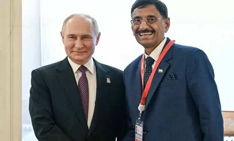 रक्षा राज्य मंत्री संजय सेठ ने रूसी राष्ट्रपति व्लादिमीर पुतिन से मुलाकात की, समर्थन के लिए जताया आभार