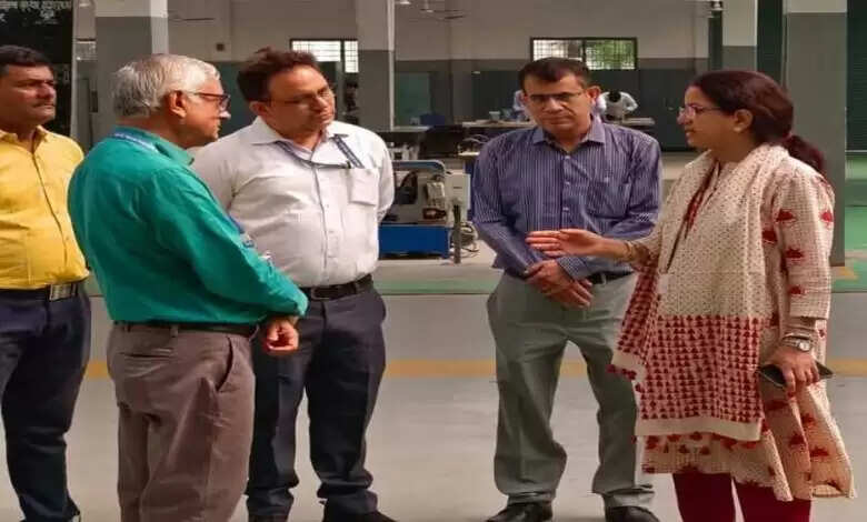केंद्रीय अपर सचिव सुश्री सोनल मिश्रा ने आईटीआई के प्रशिक्षण को बताया अत्याधुनिक