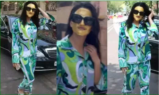 Urvashi Rautela gets spotted wearing 24 carat real Nanogold face mask while shooting for her film