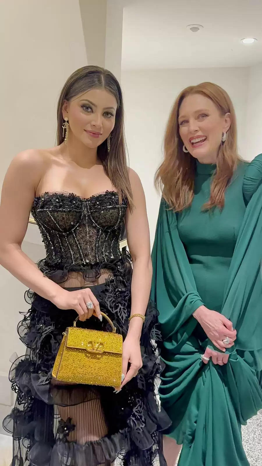Cannes Film Festival 2023 : Urvashi Rautela Poses With May December Actor Julianne Moore At Cannes 2023, says, "“What an unforgettable night in Cannes"