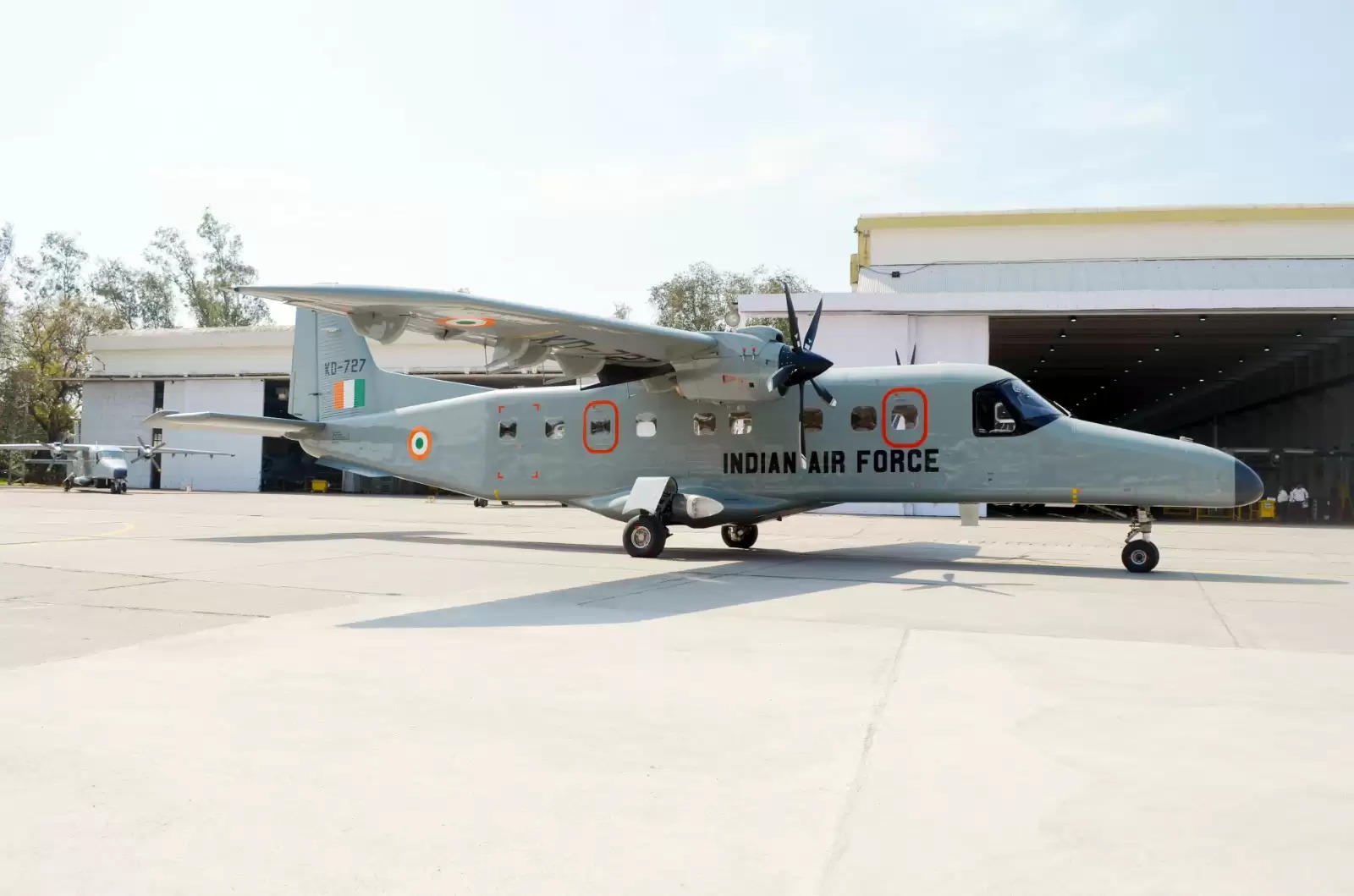 रक्षा मंत्रालय ने भारतीय वायु सेना की परिचालन क्षमता को और अधिक सशक्त करने के उद्देश्य से हिंदुस्तान एयरोनॉटिक्स लिमिटेड के साथ छह डोर्नियर-228 विमानों की खरीद के लिए 667 करोड़ रुपये के अनुबंध पर हस्ताक्षर किए